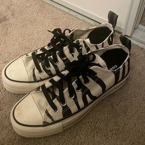Low top Platform Converse mens5 women7